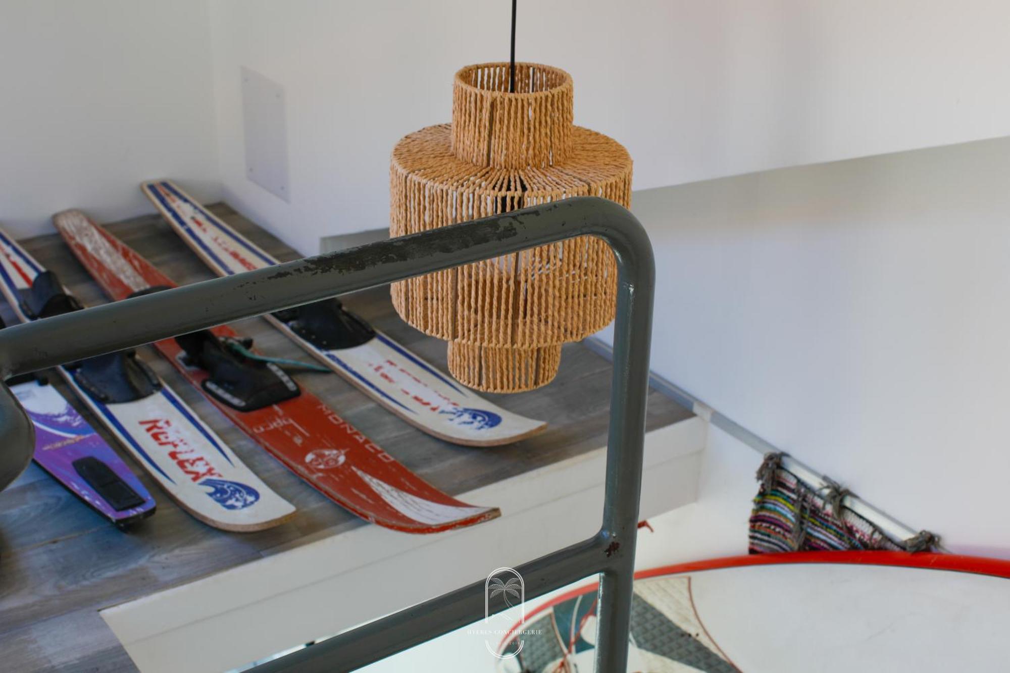 Maison sur l'eau-Hyères-Almanarre-Parkings/Clim/WIFI Extérieur photo