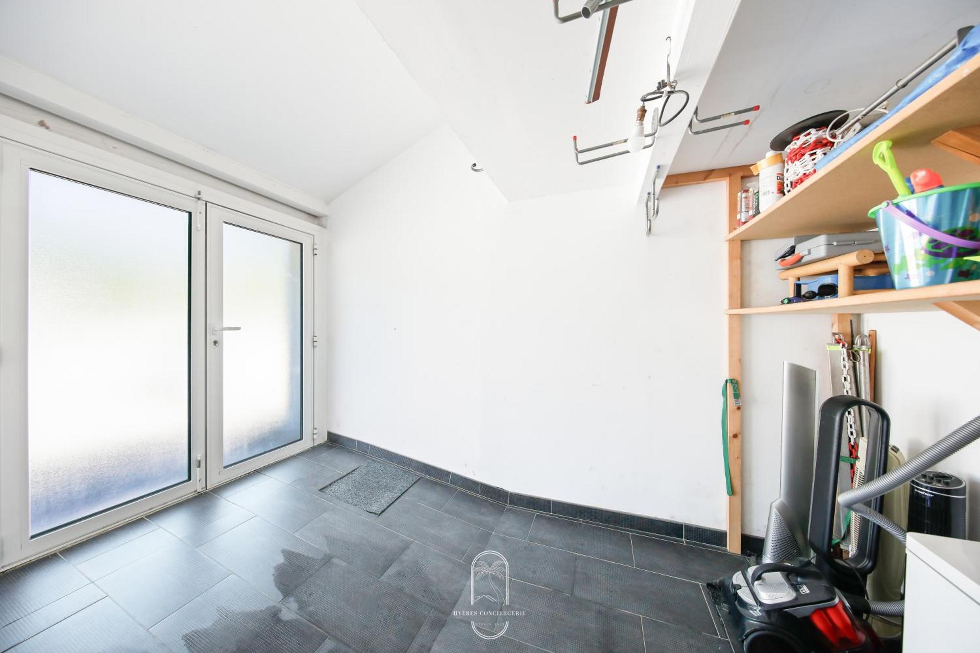 Maison sur l'eau-Hyères-Almanarre-Parkings/Clim/WIFI Extérieur photo